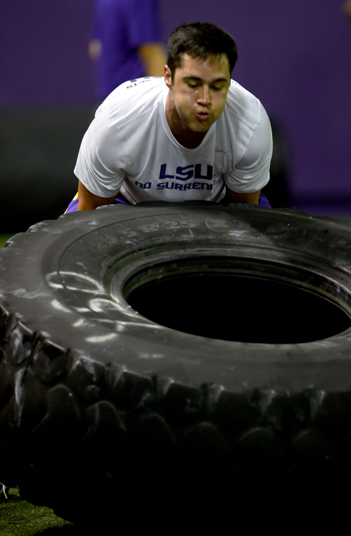 lsufootball.030517 382.jpg